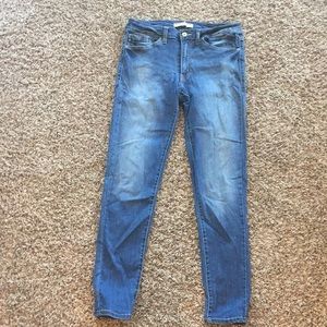 KanCan dark wash skinny jeans